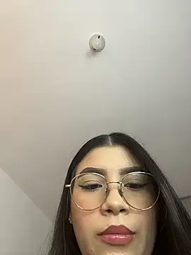 Julietalcl online show from 04.20.26