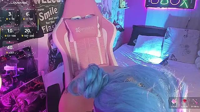 AuroraChannn online show from 12.16.25