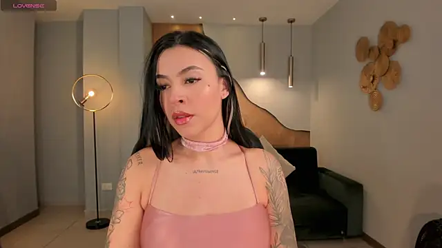 ChristineFord  online show from 12.01.25