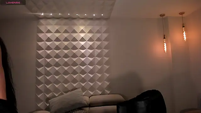 MeganCross1 online show from 12.21.25