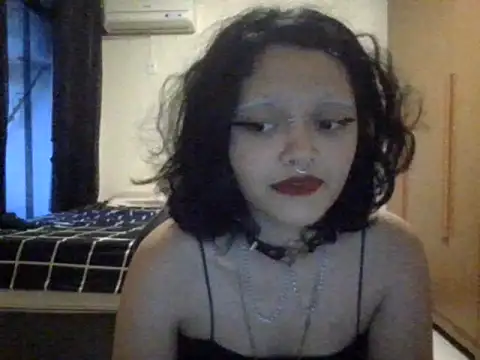 Snapshot of demonnus chatting on 10.16.25 demonnus online show from 10.16.25