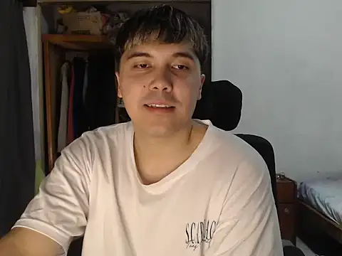 Snapshot of CuteAlexBoy chatting on 02.13.26 CuteAlexBoy online show from 02.13.26