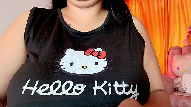 Lunaira Deep online show from 04.15.26