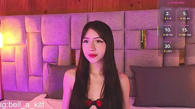 bella kittyy  online show from 11.26.25