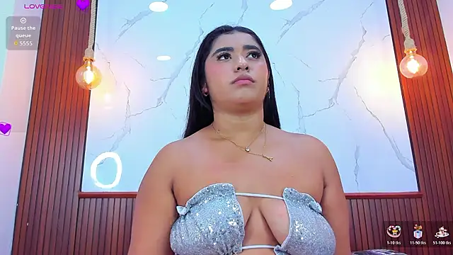 Sophiia 77 online show from 02.13.26