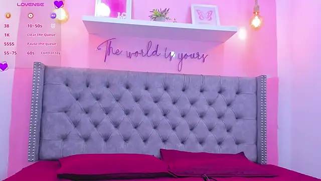 Sophiia 77 online show from 03.20.26