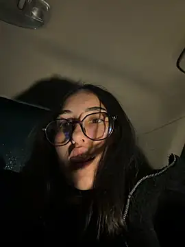 Snapshot of Kiss_Sophi chatting on 07.20.26 Kiss Sophi online show from 07.20.26