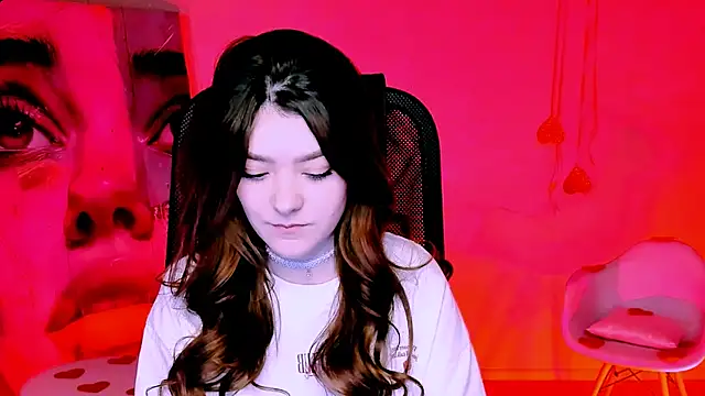 Snapshot of AnaSteisher chatting on 02.14.26 AnaSteisher online show from 02.14.26