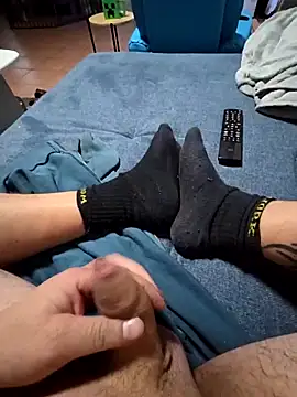 Snapshot of michindm chatting on 02.18.26 michindm online show from 02.18.26