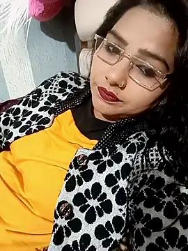 Vanshika1432 online show from 12.19.25