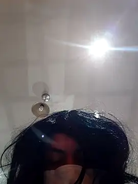 titi23557 online show from 04.18.26
