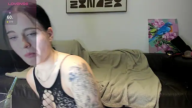 LexiSinnn online show from 12.05.25