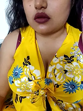 Cuty-Lina online show from 11.19.25