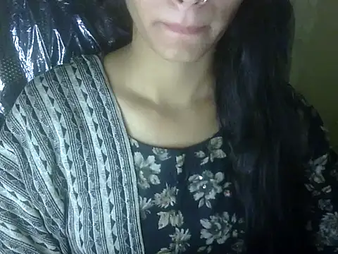 Shezi N online show from 10.25.25