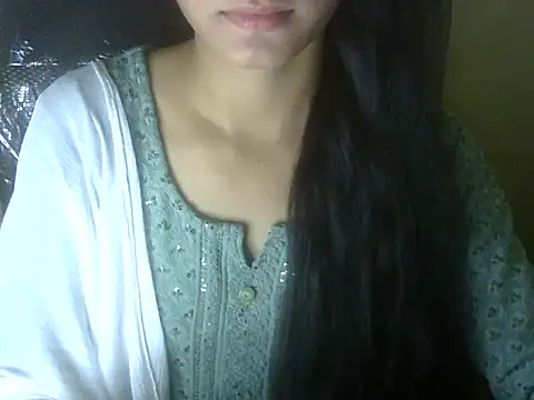 Shezi N online show from 10.31.25