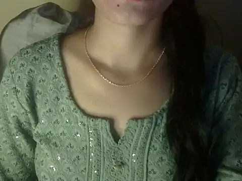 Shezi N online show from 04.15.26