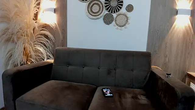 Snapshot of hoot_booys_ chatting on 11.27.25 hoot booys online show from 11.27.25