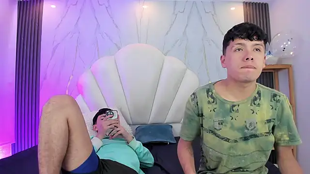 hoot booys  online show from 02.24.26