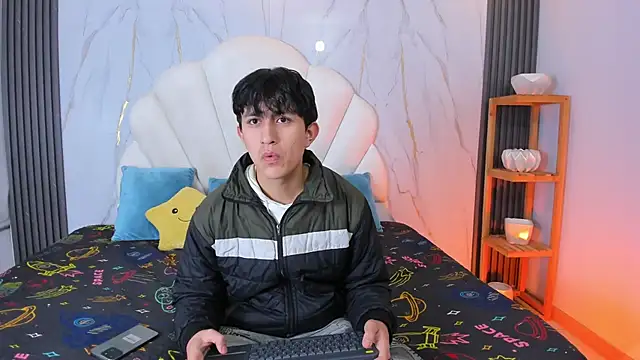 hoot booys  online show from 04.20.26