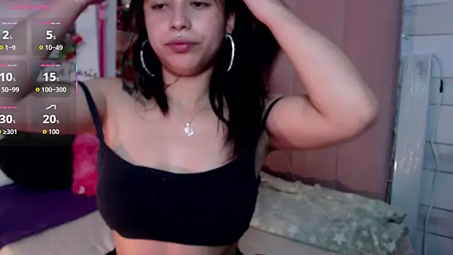 petite coral online show from 03.24.26