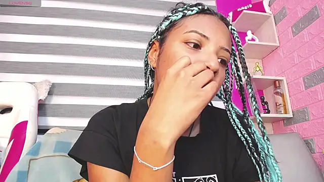 Zoe Rider online show from 12.19.25