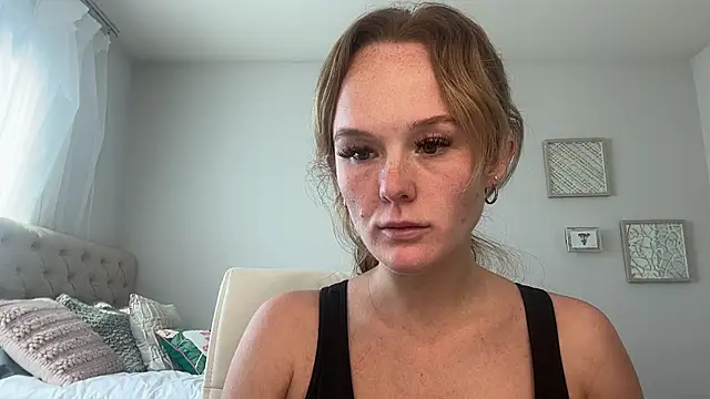 Snapshot of Amberjayxox0 chatting on 10.22.25 Amberjayxox0 online show from 10.22.25