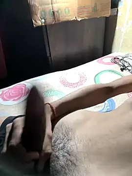 Snapshot of Aadi200210q chatting on 10.18.25 Aadi200210q online show from 10.18.25