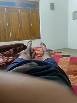 Snapshot of Aadi200210q chatting on 10.20.25 Aadi200210q online show from 10.20.25