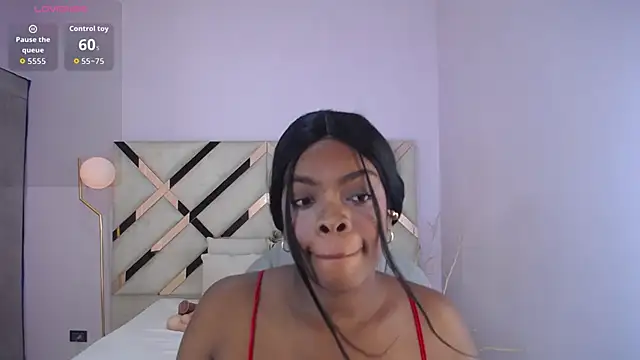 Maiacharris  online show from 04.04.26