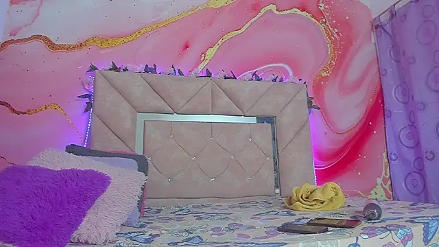 mia  blaze   online show from 12.02.25