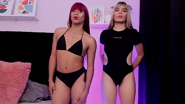 Snapshot of Amelia_Brixton chatting on 11.22.25 Amelia Brixton online show from 11.22.25