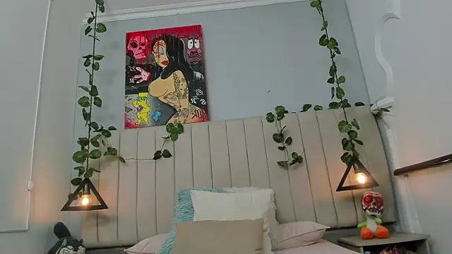 Snapshot of Amelia_Brixton chatting on 02.04.26 Amelia Brixton online show from 02.04.26