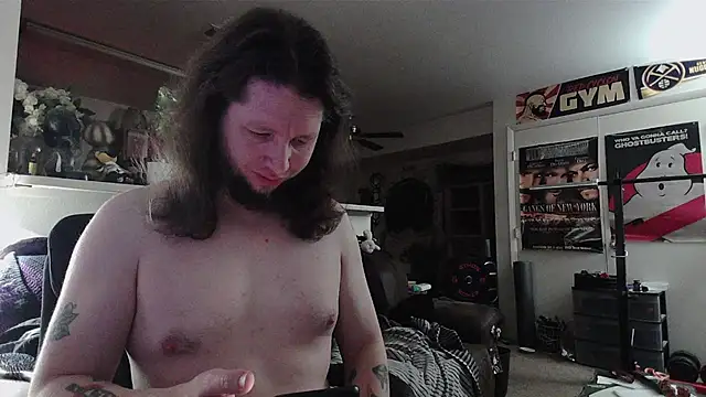 biggerisbetter12 online show from 04.27.26