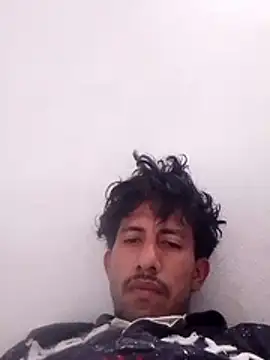 Snapshot of Orlao25cm chatting on 02.14.26 Orlao25cm online show from 02.14.26