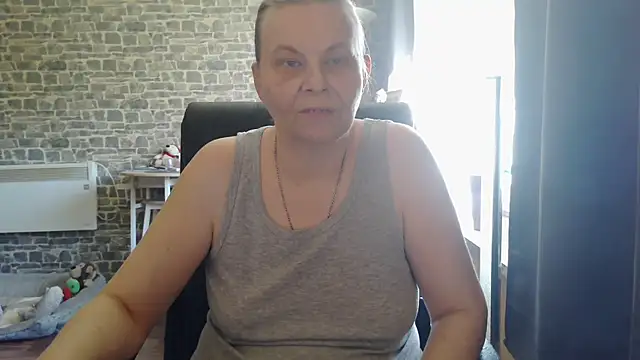 Diamond Bite online show from 10.20.25