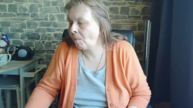 Diamond Bite online show from 01.11.26