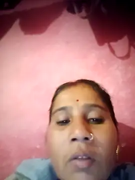 Snapshot of OliveGreen22 chatting on 11.23.25 OliveGreen22 online show from 11.23.25