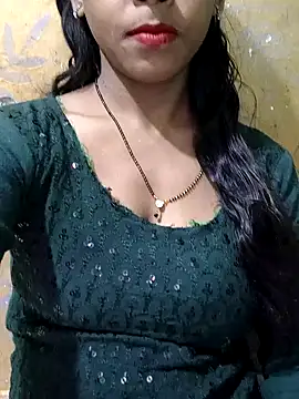 Itz Aisha   online show from 03.07.26