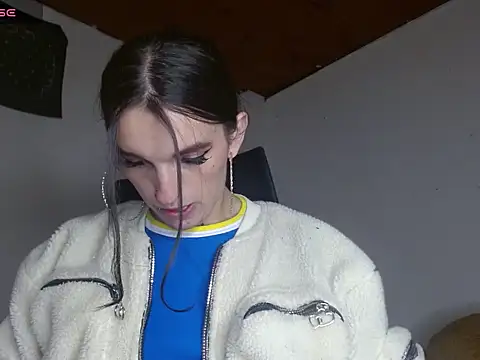 Scarlett crastrawberry online show from 05.06.26