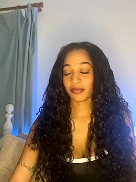 Dreamykaia online show from 11.06.25