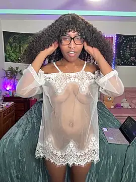 DaisyMynx online show from 12.03.25