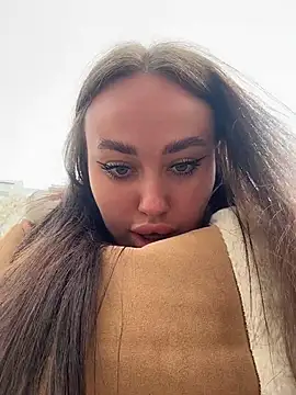 KiraSunshine online show from 03.28.26