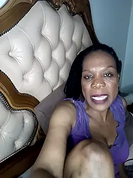 Hotcougar online show from 11.05.25