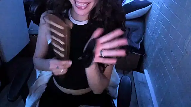 MartesBratty online show from 02.26.26