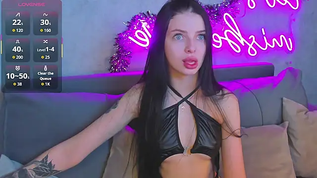 Eva Mayers online show from 01.08.26