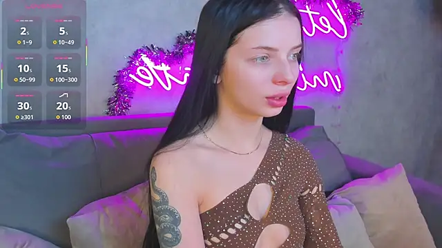 Eva Mayers online show from 01.13.26