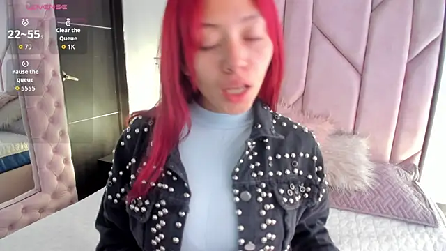 melanie roux   online show from 11.05.25