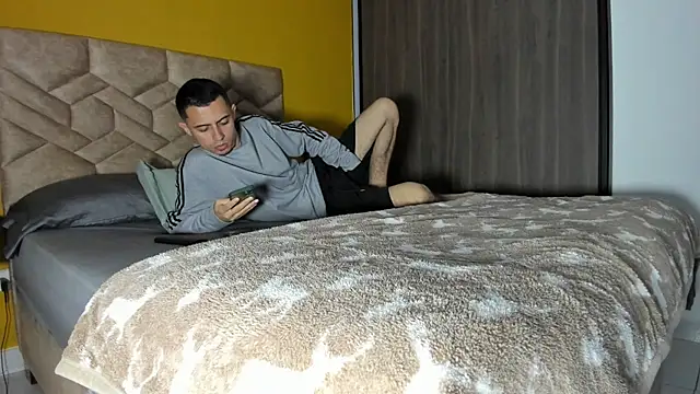 Snapshot of Gregory_mancini chatting on 10.25.25 Gregory mancini online show from 10.25.25