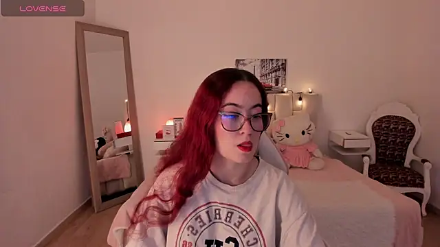 Snapshot of Amaraa_couper1 chatting on 11.28.25 Amaraa couper1 online show from 11.28.25