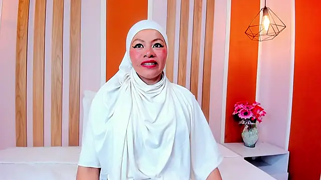 SophiaBeckerr online show from 11.08.25